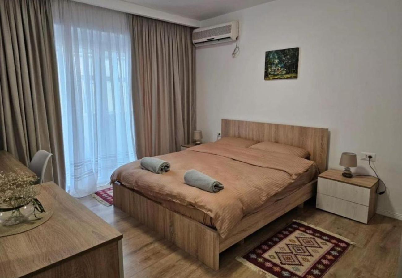 شقة Kalpazo Myslym Shyri تيرانا المظهر الخارجي الصورة